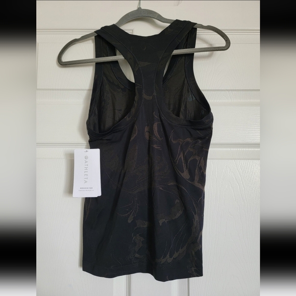 Athleta top - Picture 4 of 8